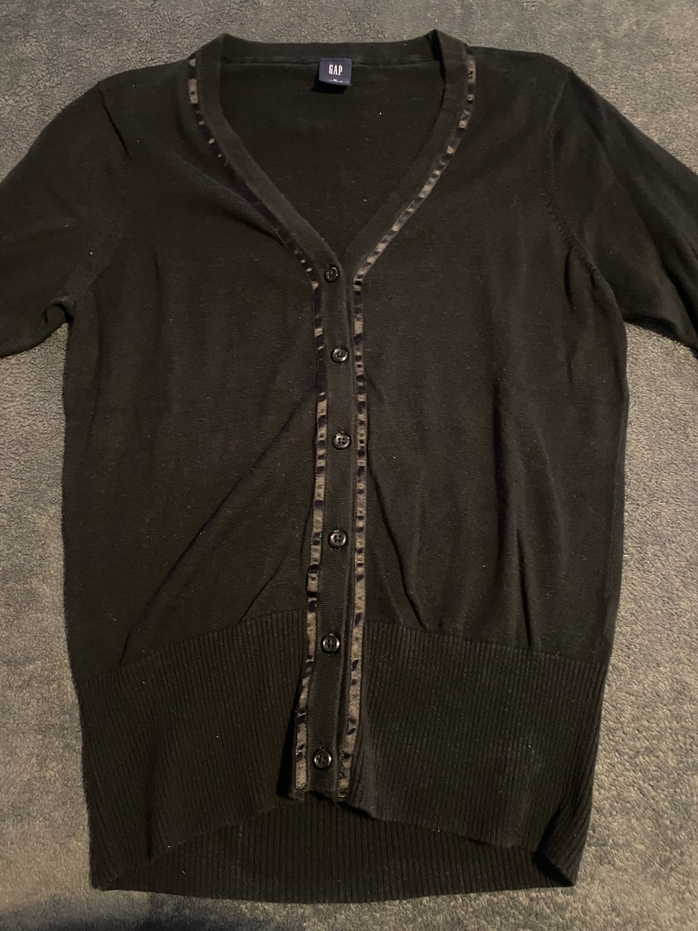 GAP Black V-Neck Knit Cardigan